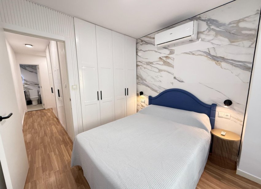 Reventa - Apartamento / Dúplex - Torrevieja - Playa del Cura