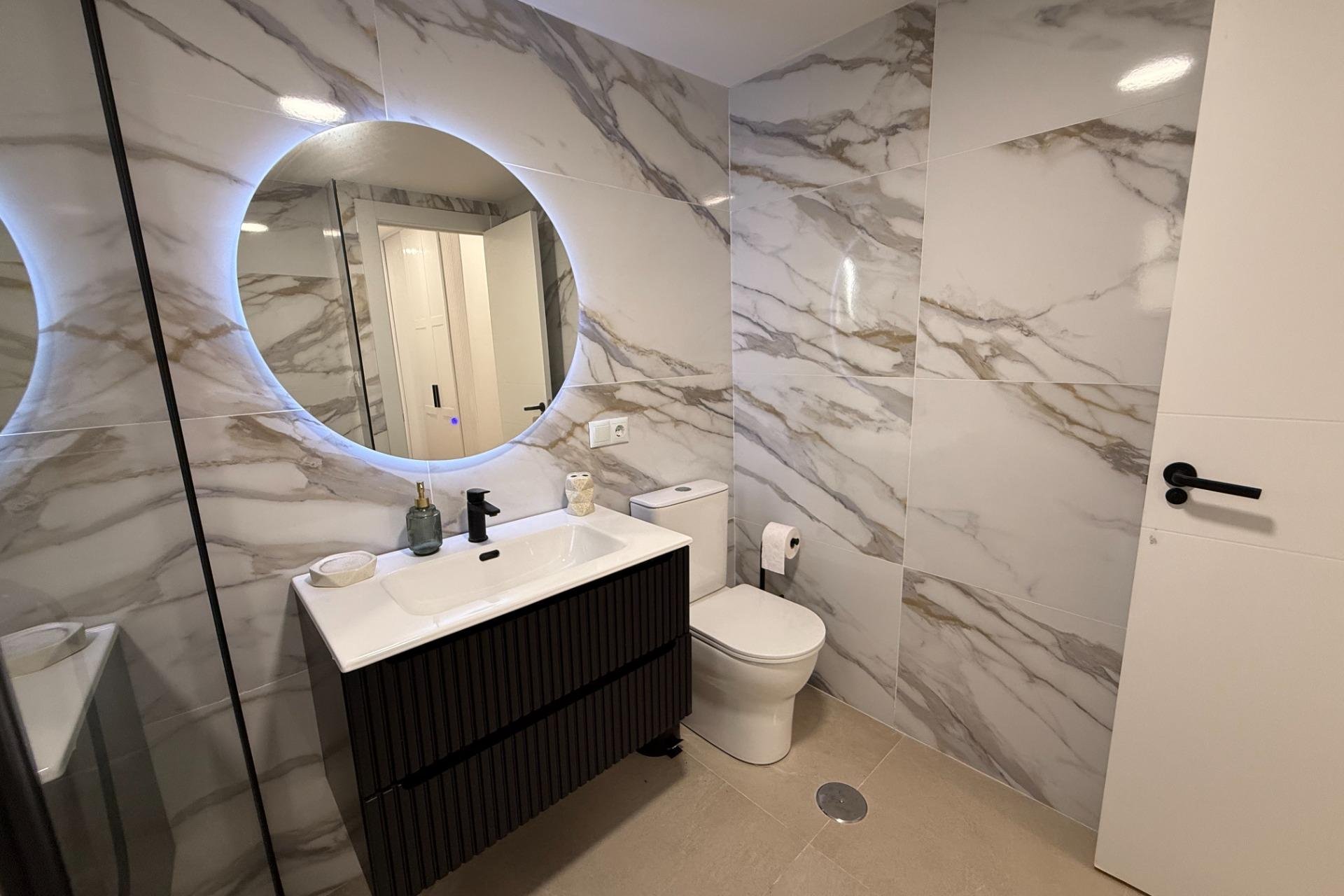 Reventa - Apartamento / Dúplex - Torrevieja - Playa del Cura