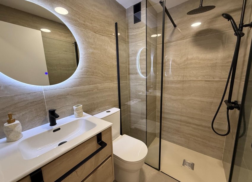 Reventa - Apartamento / Dúplex - Torrevieja - Playa del Cura