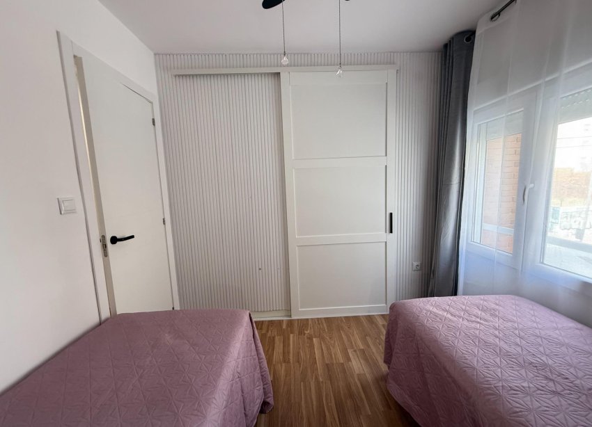 Reventa - Apartamento / Dúplex - Torrevieja - Playa del Cura