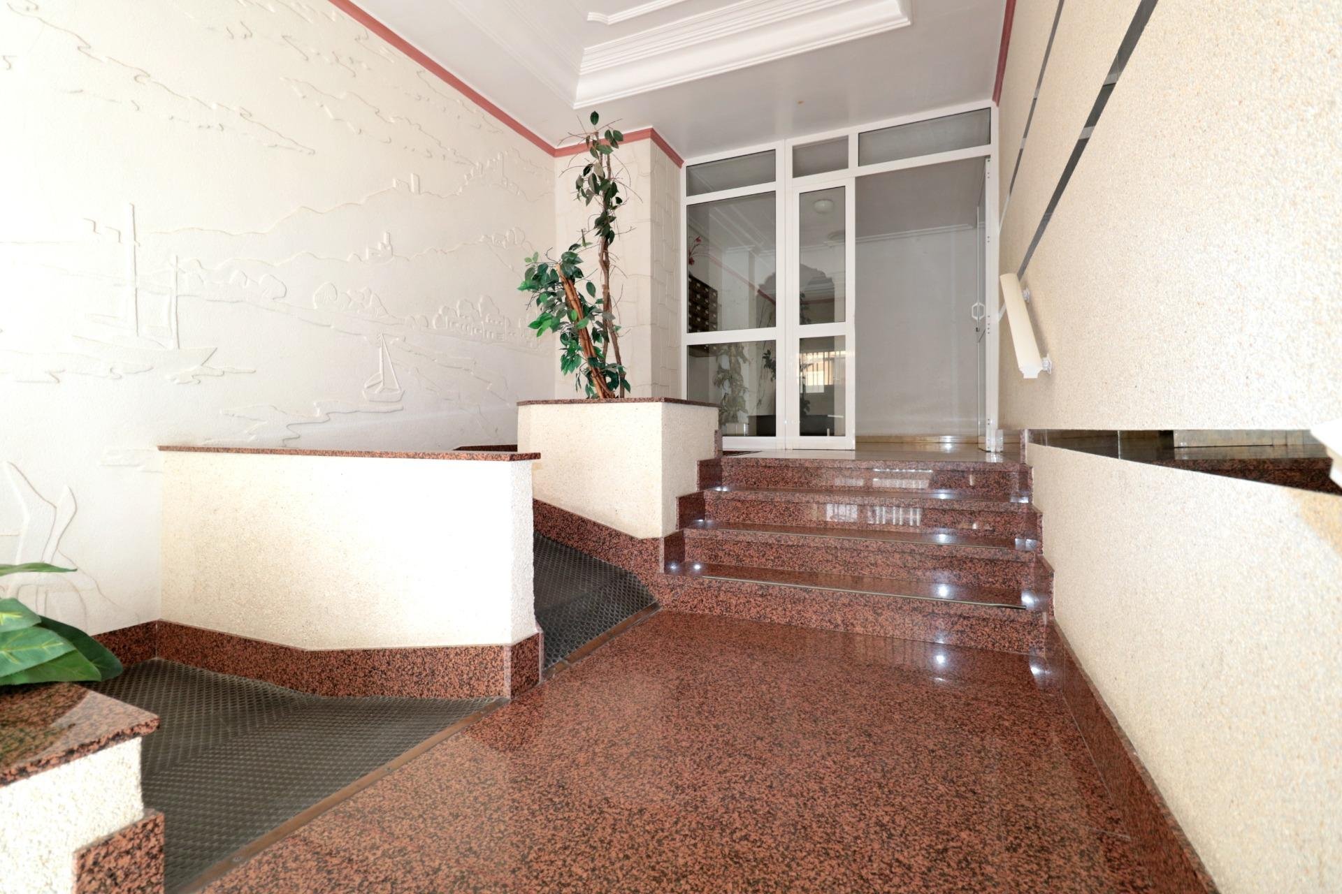 Reventa - Apartamento / Dúplex - Torrevieja - Playa del Cura