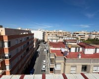 Reventa - Apartamento / Dúplex - Torrevieja - Playa del Cura