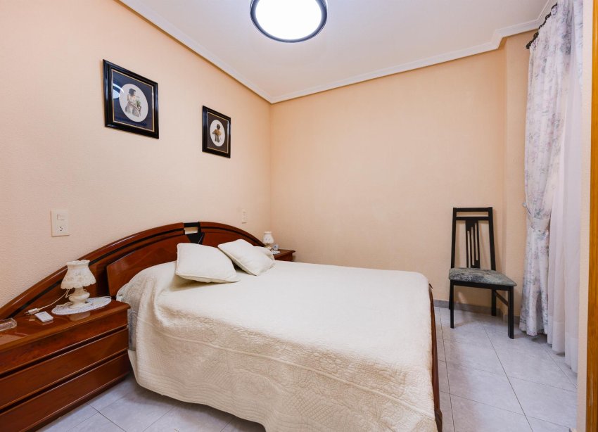 Reventa - Apartamento / Dúplex - Torrevieja - Playa del Cura