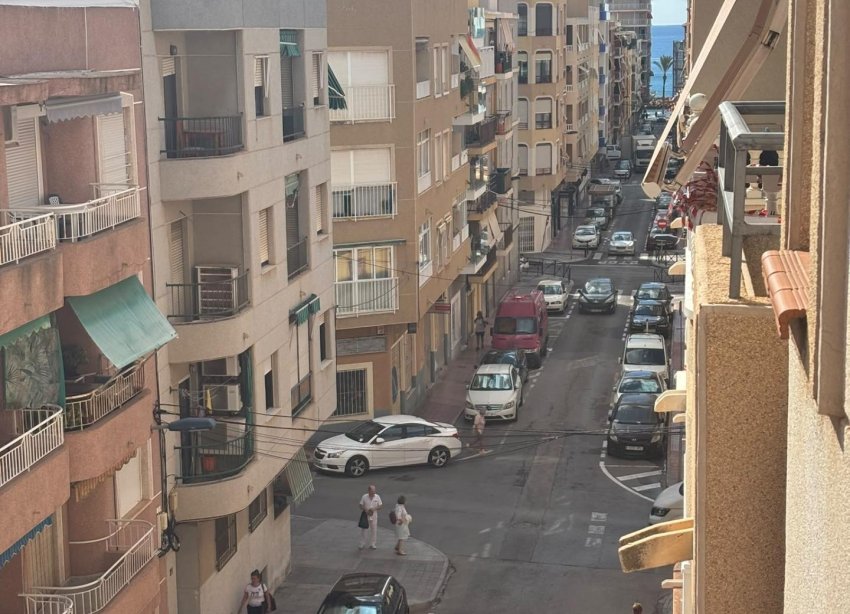 Reventa - Apartamento / Dúplex - Torrevieja - Playa del Cura