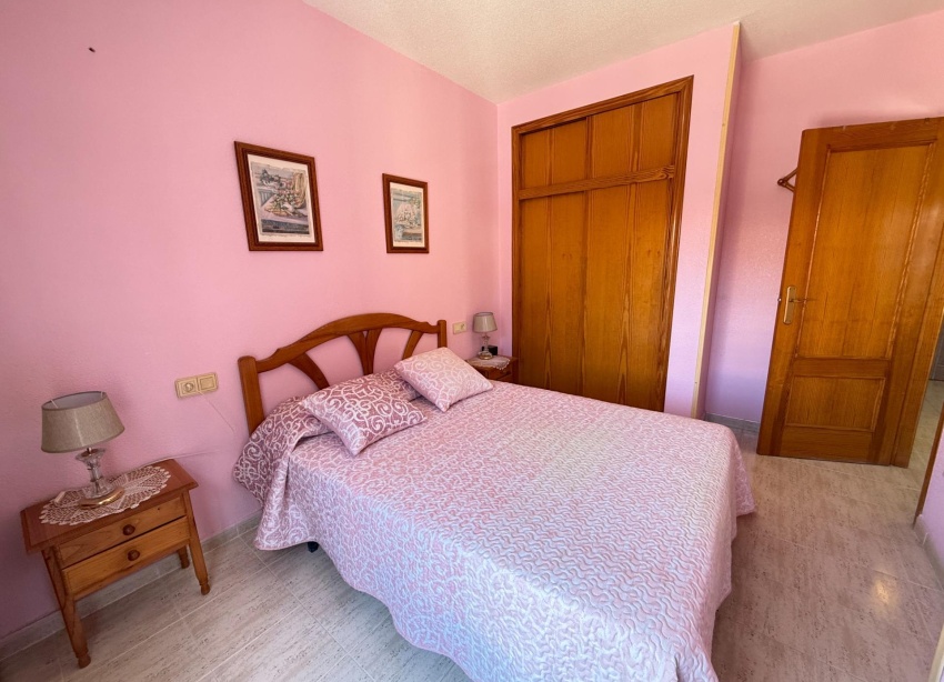 Reventa - Apartamento / Dúplex - Torrevieja - Playa del Cura