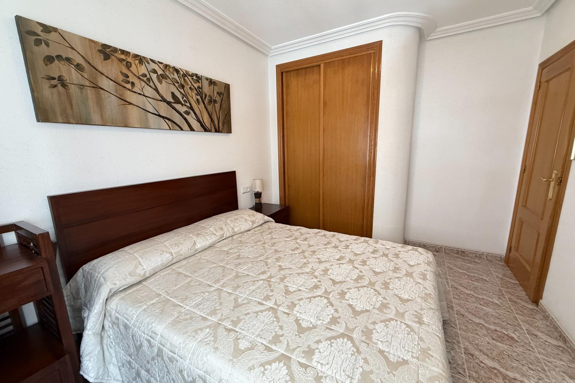 Reventa - Apartamento / Dúplex - Torrevieja - Playa del Cura