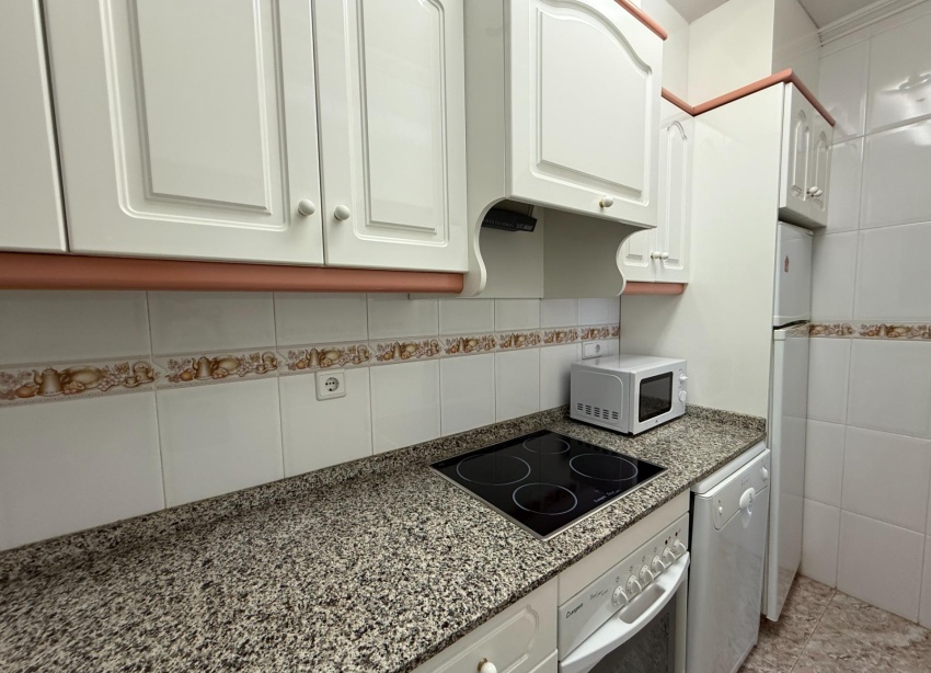 Reventa - Apartamento / Dúplex - Torrevieja - Playa del Cura