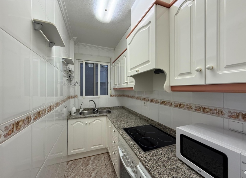 Reventa - Apartamento / Dúplex - Torrevieja - Playa del Cura