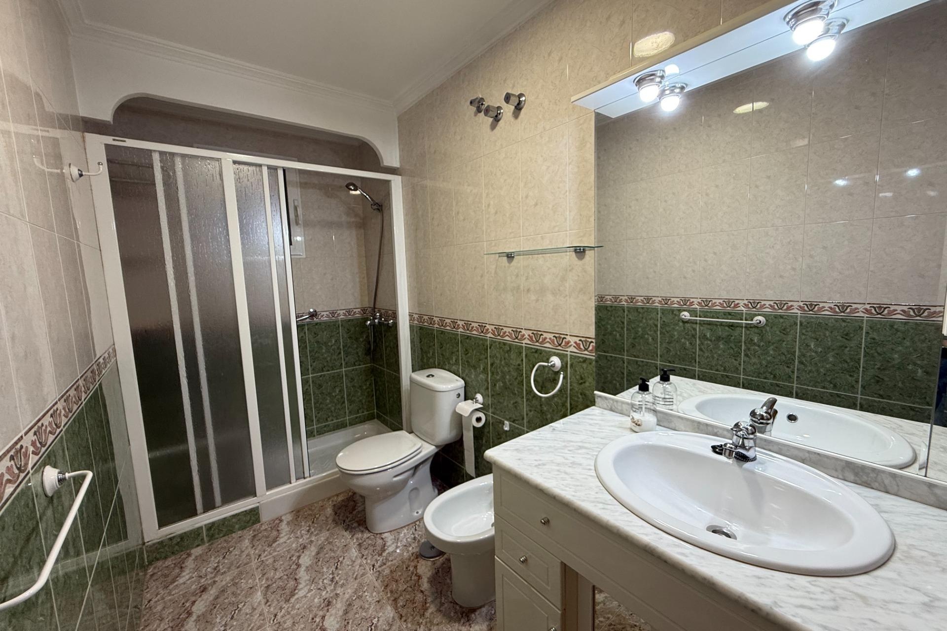 Reventa - Apartamento / Dúplex - Torrevieja - Playa del Cura