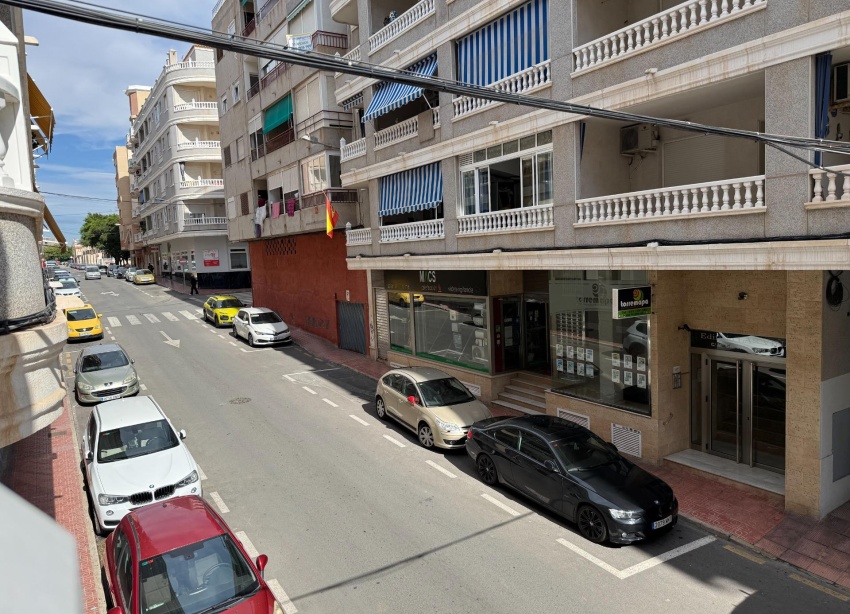Reventa - Apartamento / Dúplex - Torrevieja - Playa del Cura