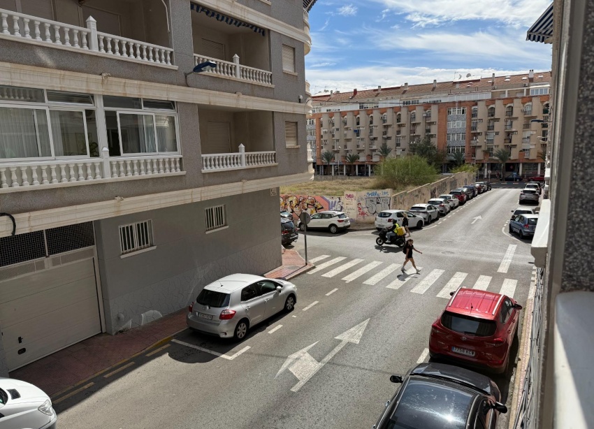 Reventa - Apartamento / Dúplex - Torrevieja - Playa del Cura