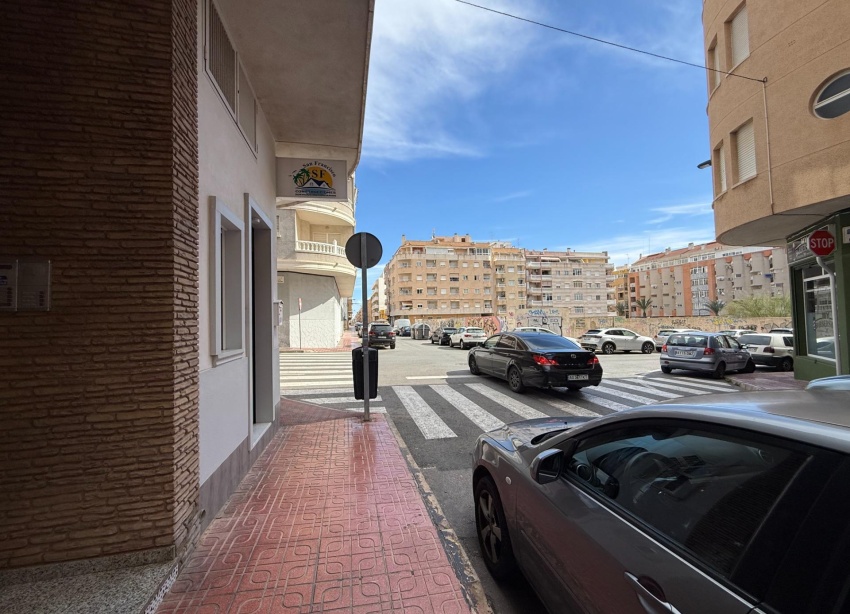 Reventa - Apartamento / Dúplex - Torrevieja - Playa del Cura
