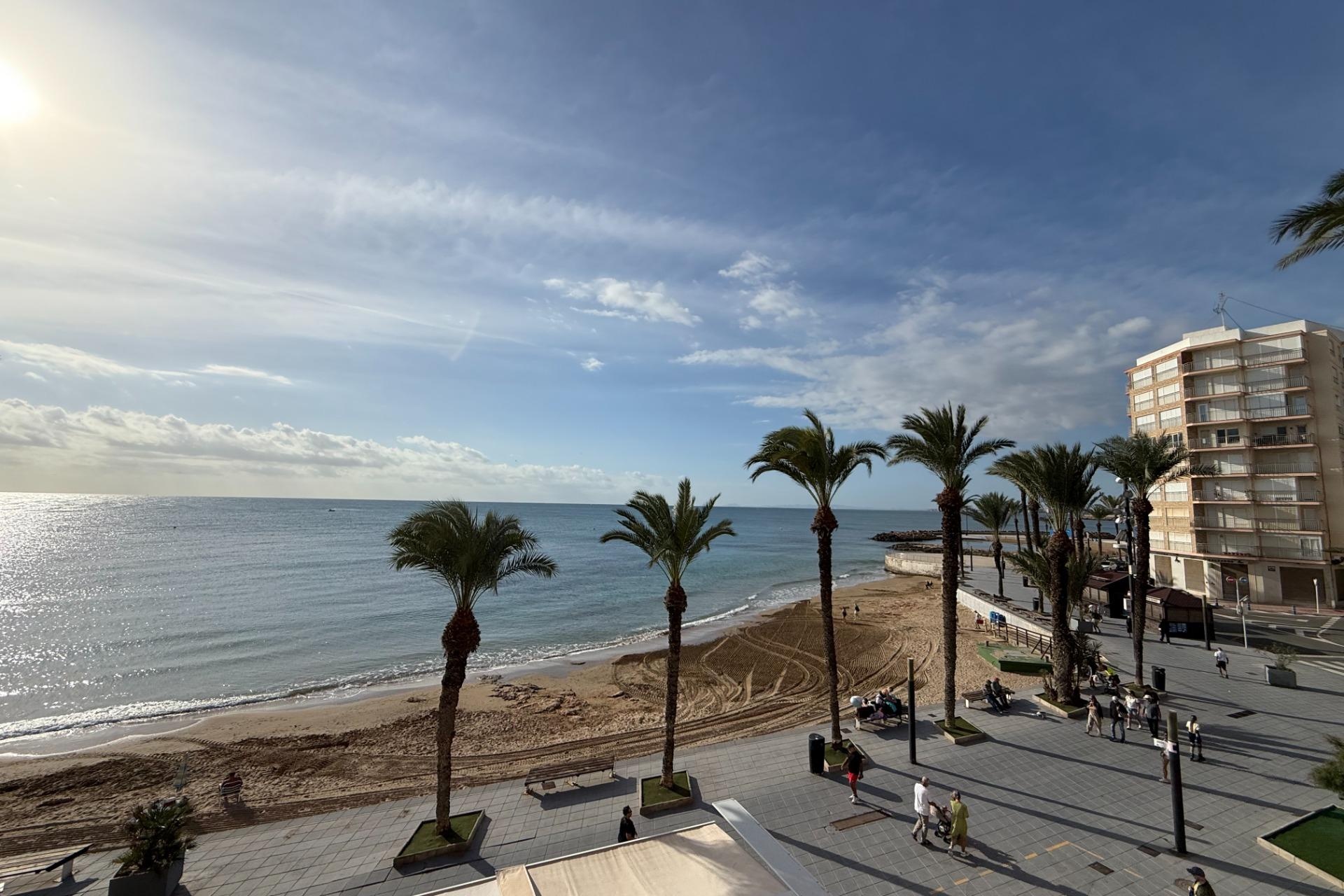 Reventa - Apartamento / Dúplex - Torrevieja - Playa del Cura
