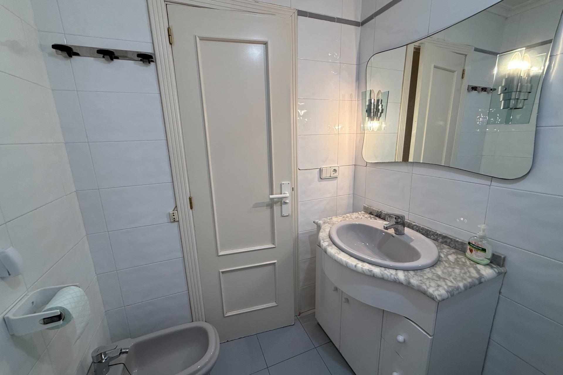 Reventa - Apartamento / Dúplex - Torrevieja - Playa del Cura