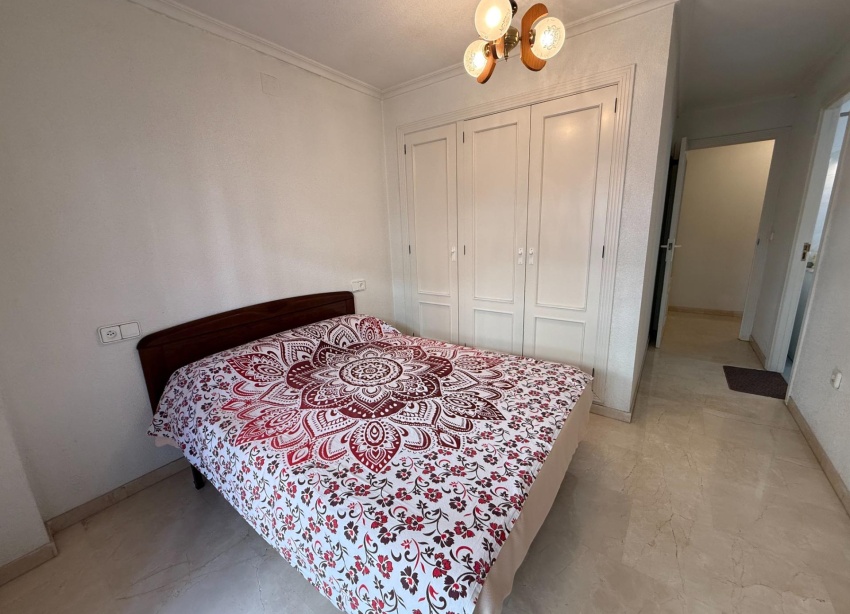 Reventa - Apartamento / Dúplex - Torrevieja - Playa del Cura