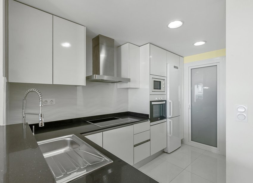Reventa - Apartamento / Dúplex - Torrevieja - Punta Prima