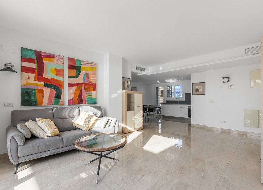 Reventa - Apartamento / Dúplex - Torrevieja - Punta Prima