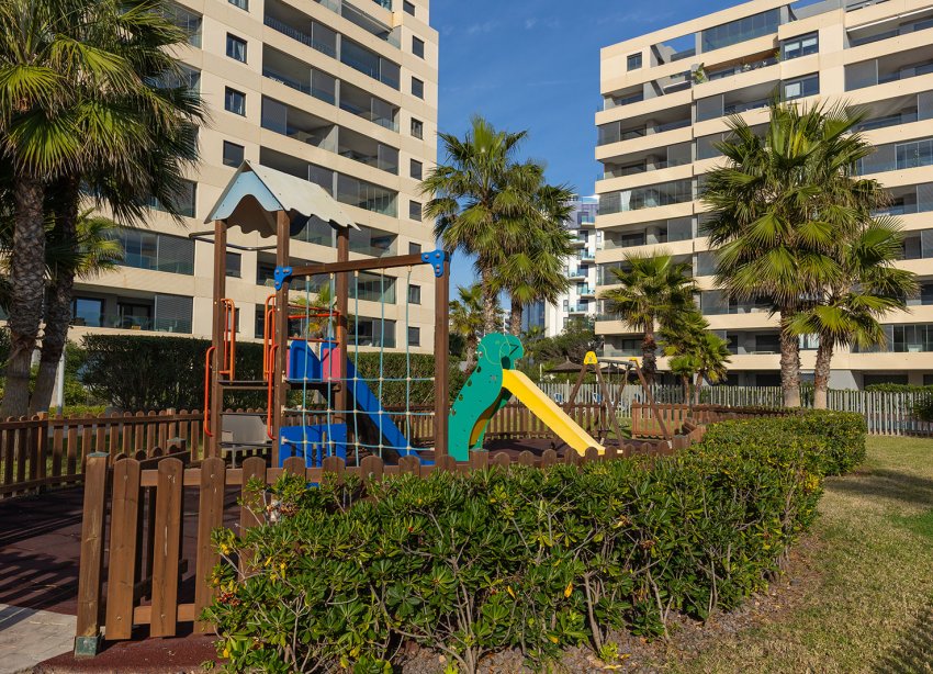 Reventa - Apartamento / Dúplex - Torrevieja - Punta Prima