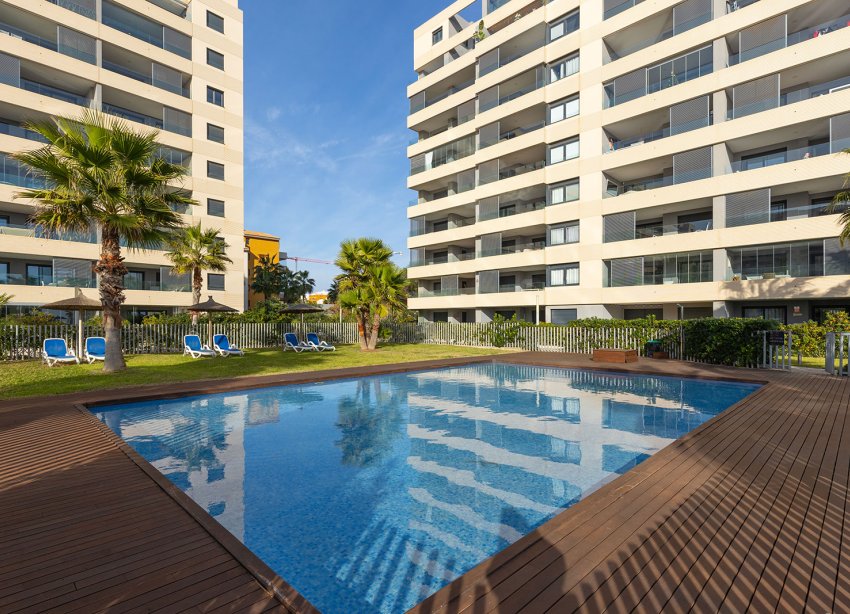 Reventa - Apartamento / Dúplex - Torrevieja - Punta Prima