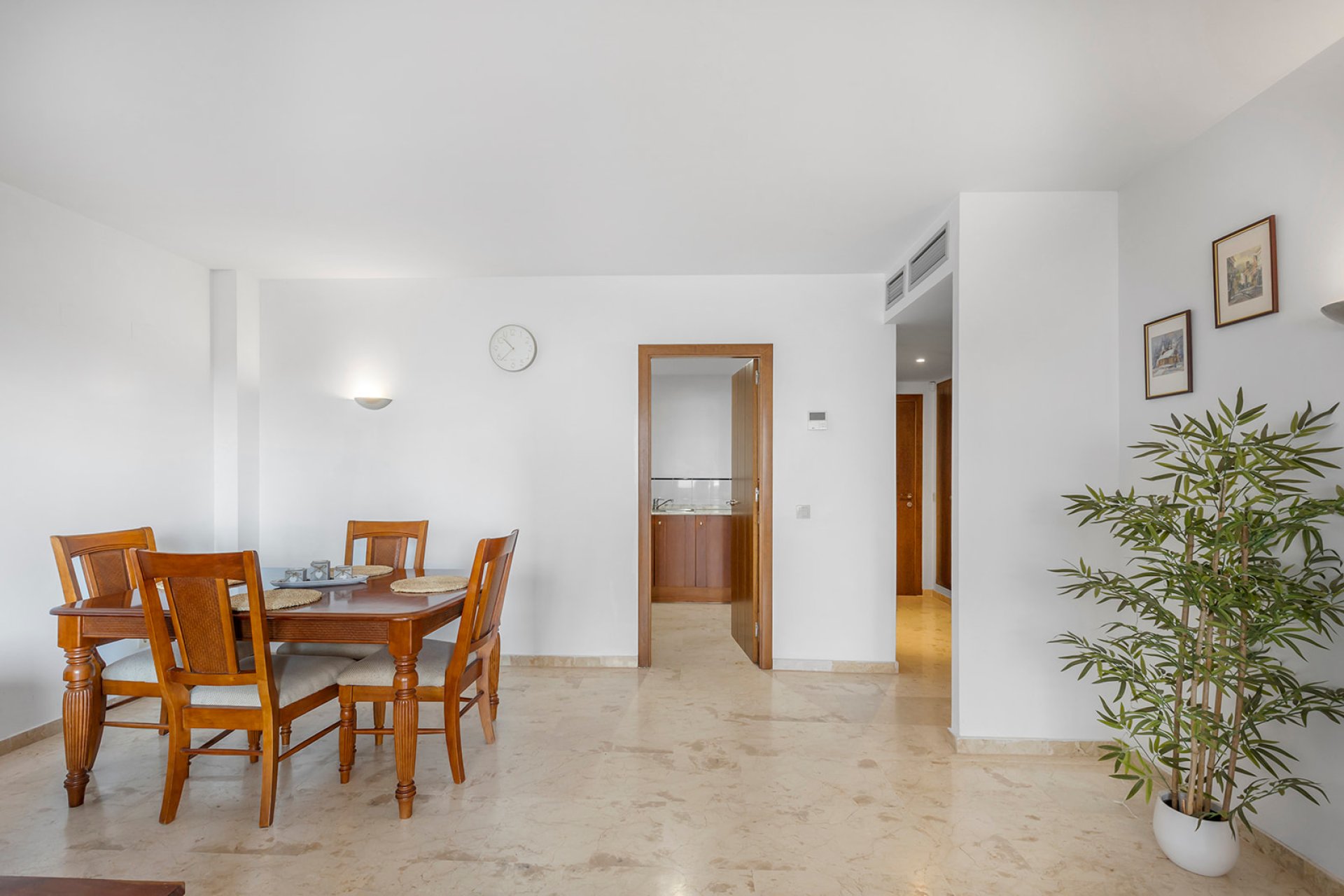 Reventa - Apartamento / Dúplex - Torrevieja - Punta Prima