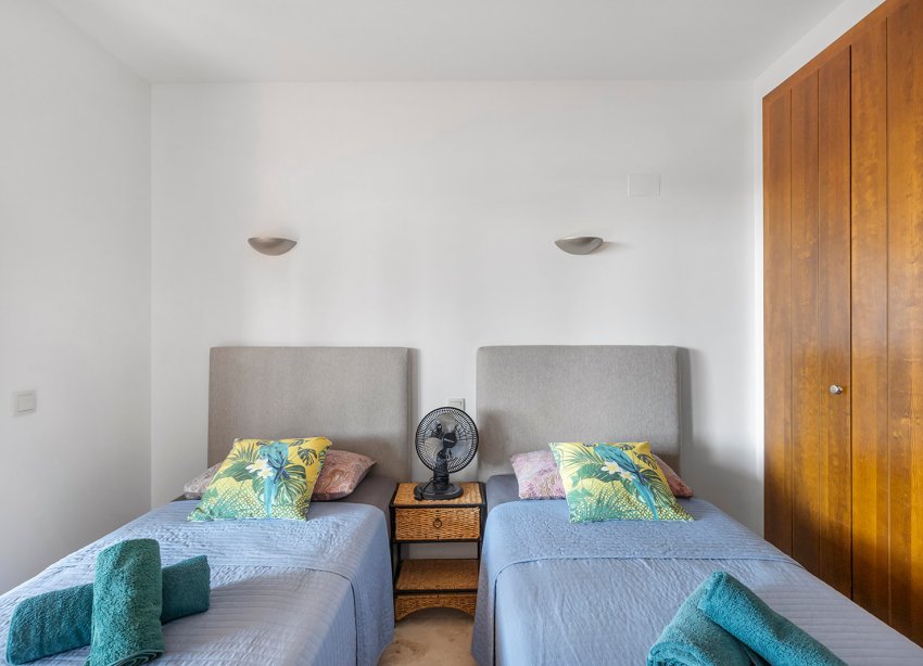 Reventa - Apartamento / Dúplex - Torrevieja - Punta Prima