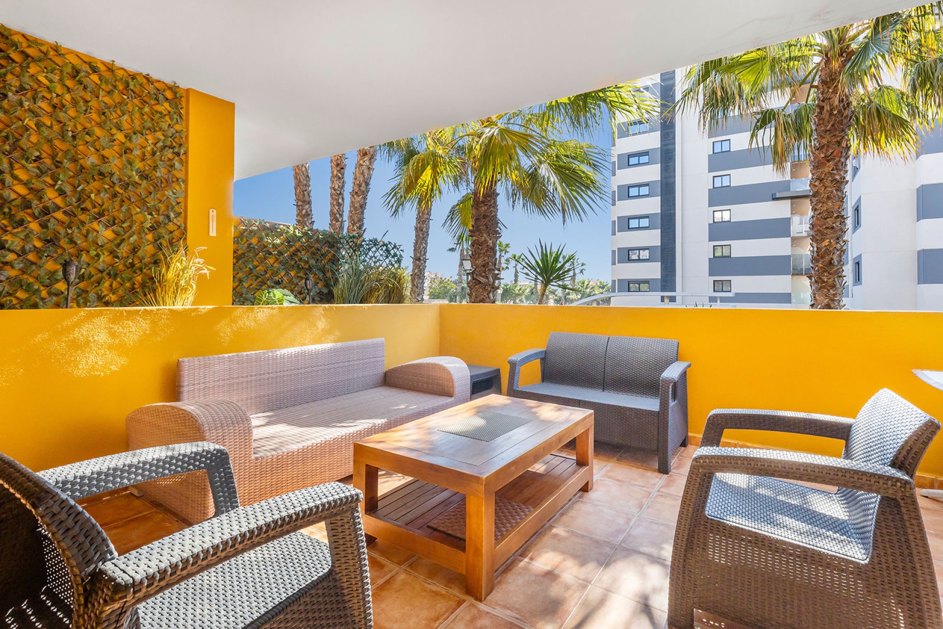 Reventa - Apartamento / Dúplex - Torrevieja - Punta Prima