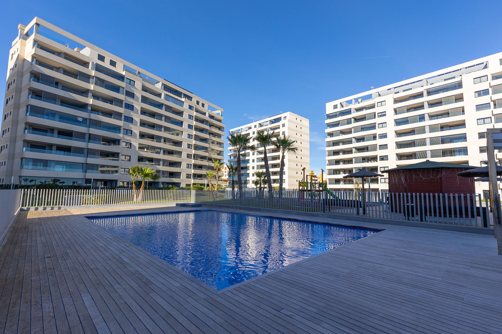 Reventa - Apartamento / Dúplex - Torrevieja - Punta Prima