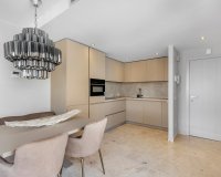 Reventa - Apartamento / Dúplex - Torrevieja - Punta Prima