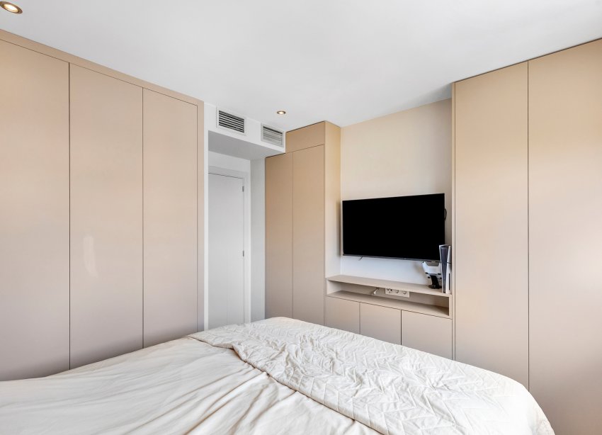 Reventa - Apartamento / Dúplex - Torrevieja - Punta Prima