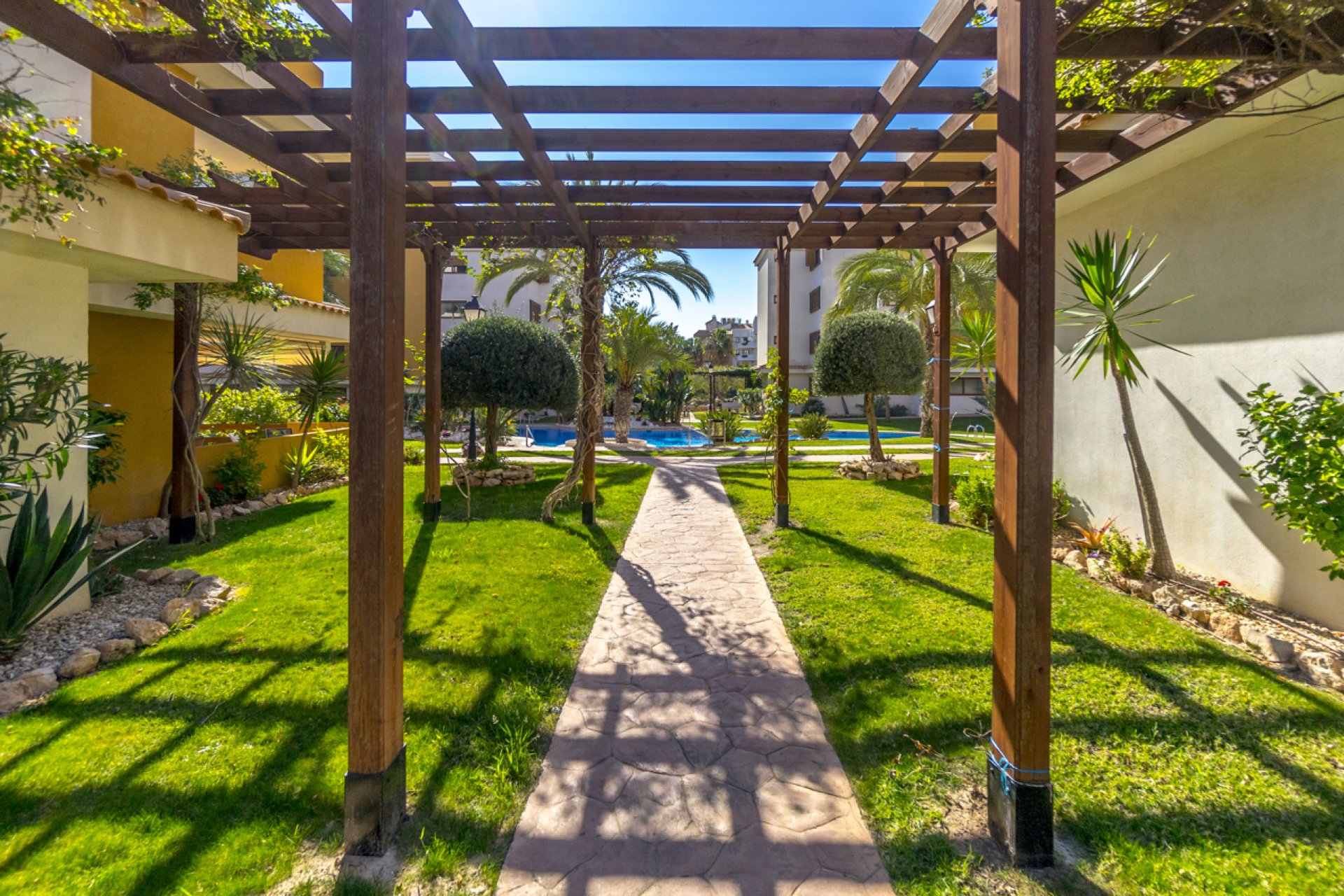 Reventa - Apartamento / Dúplex - Torrevieja - Punta Prima