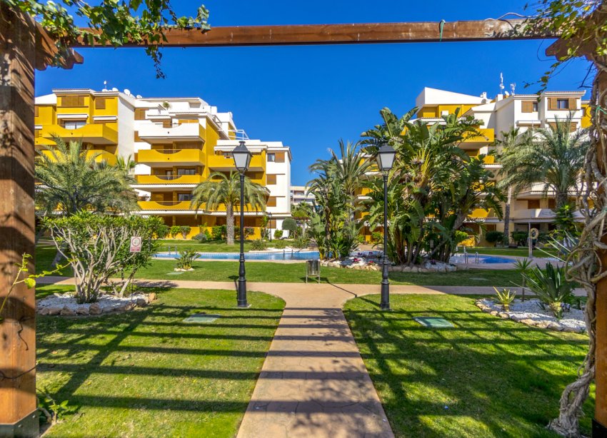 Reventa - Apartamento / Dúplex - Torrevieja - Punta Prima