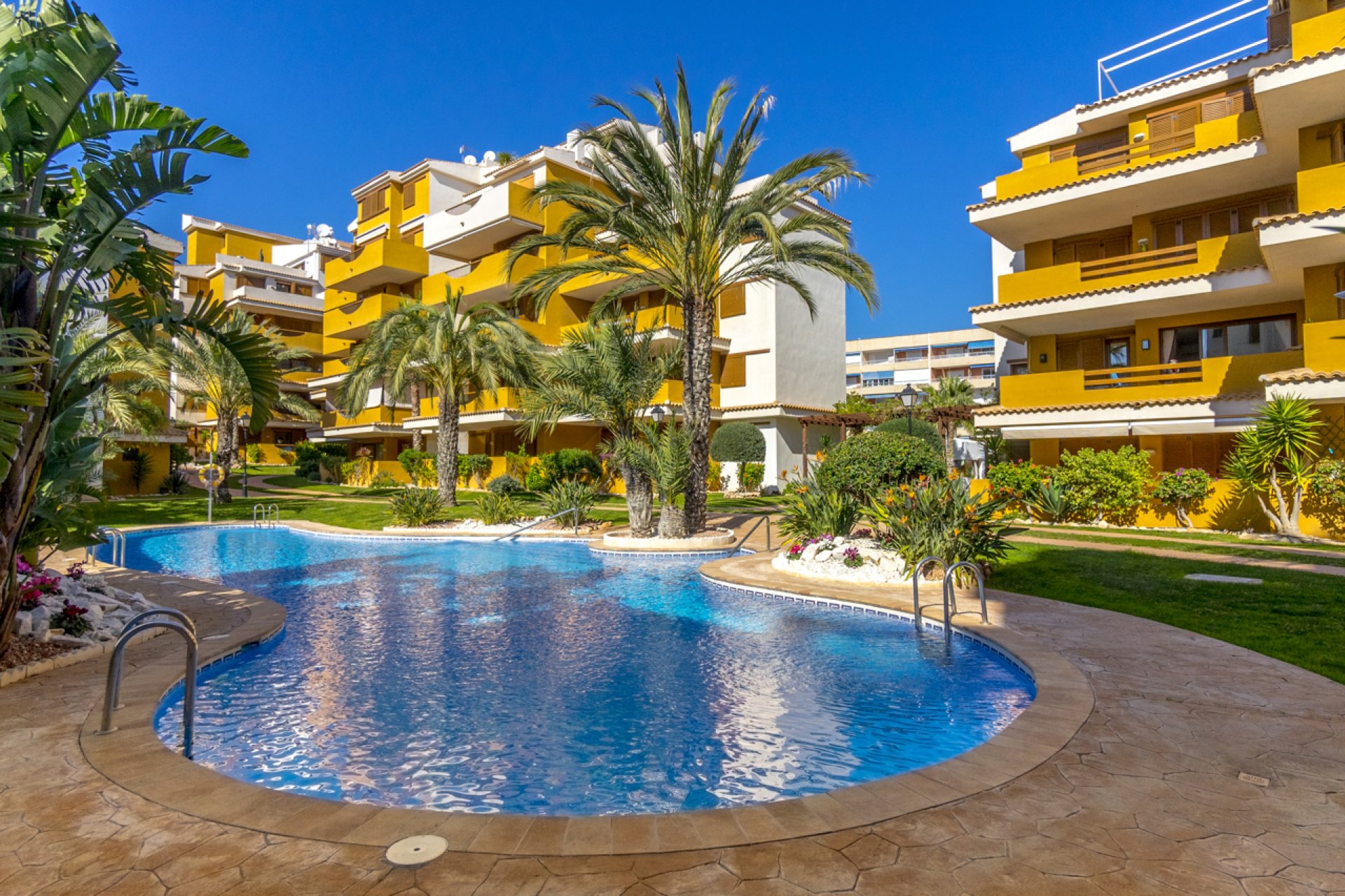 Reventa - Apartamento / Dúplex - Torrevieja - Punta Prima