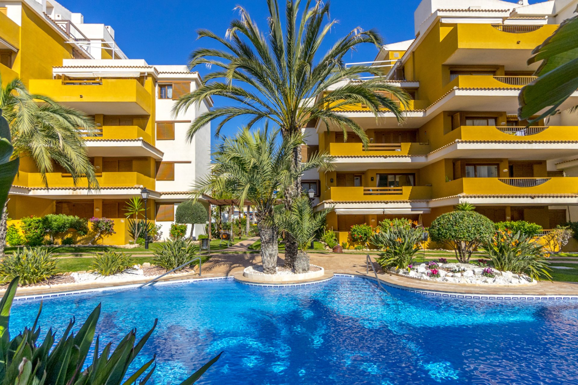 Reventa - Apartamento / Dúplex - Torrevieja - Punta Prima