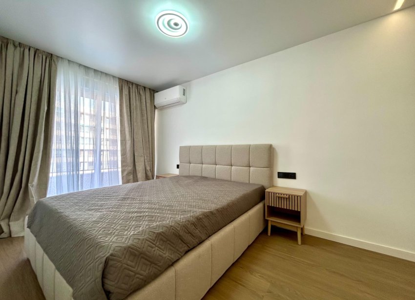 Reventa - Apartamento / Dúplex - Torrevieja - Punta Prima