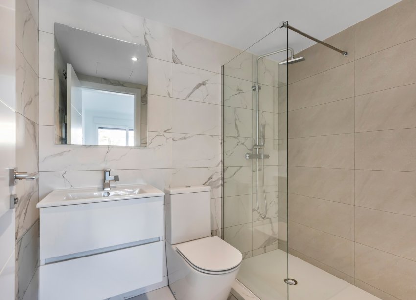 Reventa - Apartamento / Dúplex - Torrevieja - Punta Prima