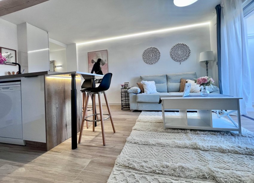 Reventa - Apartamento / Dúplex - Torrevieja - Punta Prima