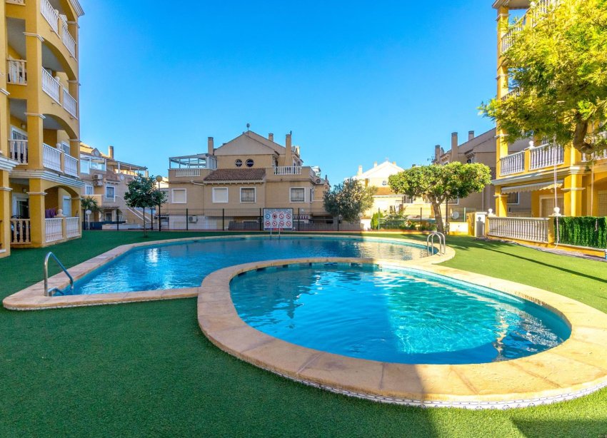 Reventa - Apartamento / Dúplex - Torrevieja - Torreblanca