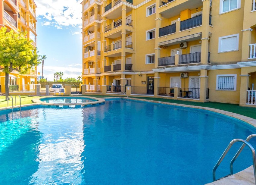 Reventa - Apartamento / Dúplex - Torrevieja - Torreblanca