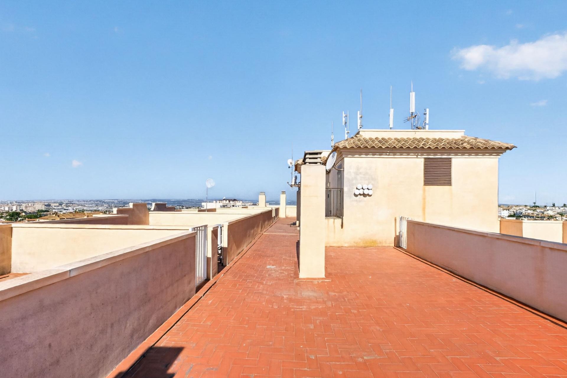 Reventa - Apartamento / Dúplex - Torrevieja - Torreblanca