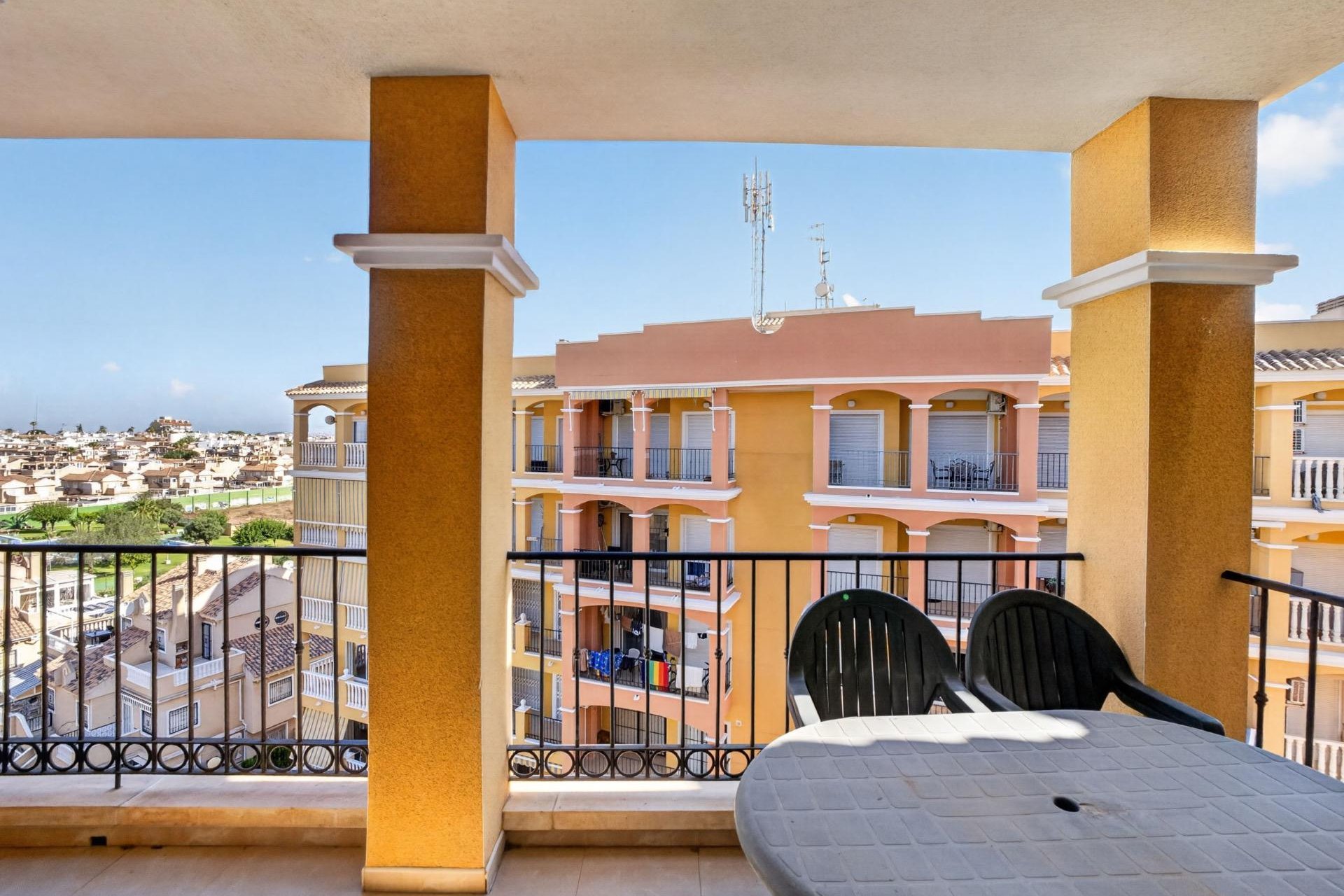 Reventa - Apartamento / Dúplex - Torrevieja - Torreblanca