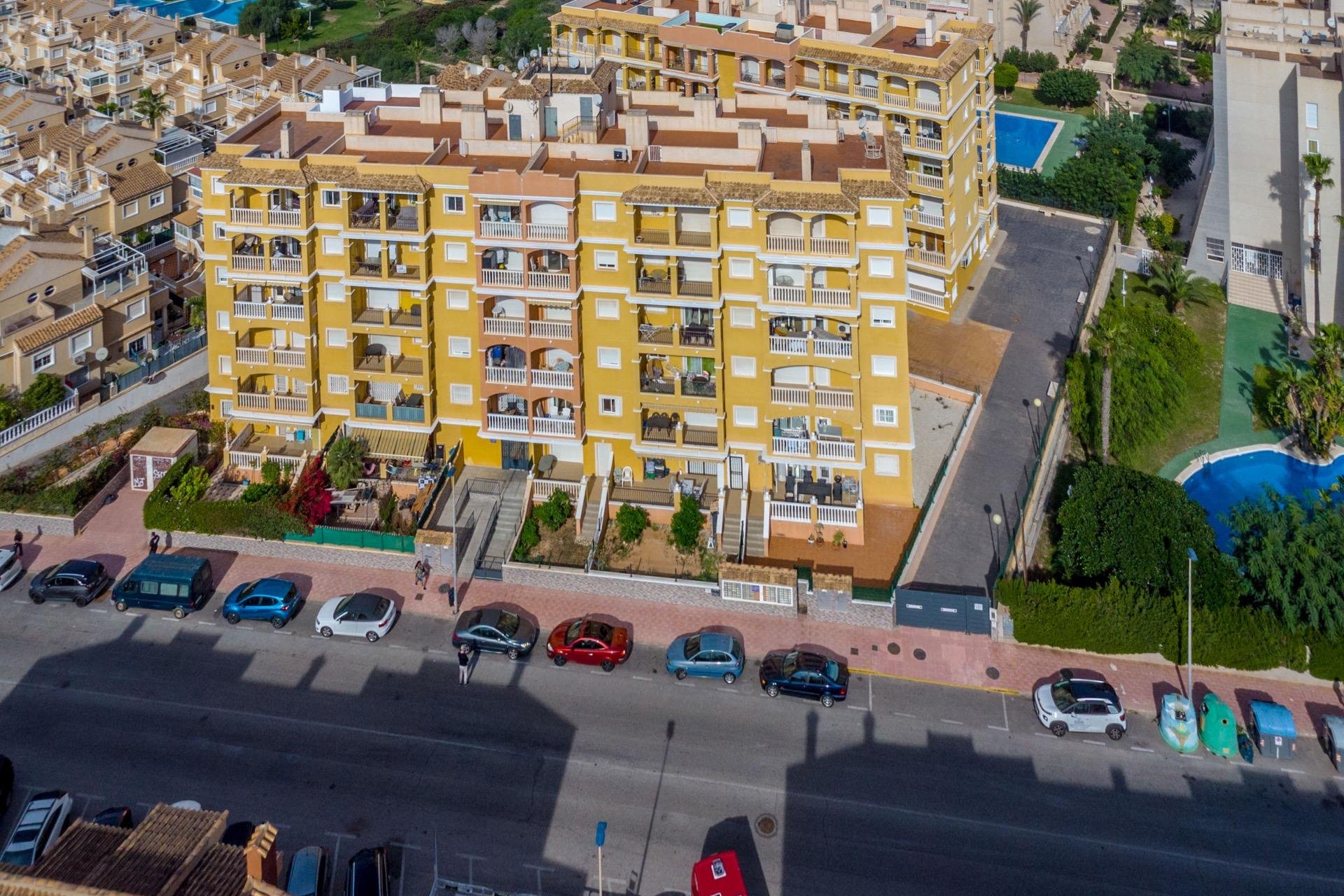 Reventa - Apartamento / Dúplex - Torrevieja - Torreblanca