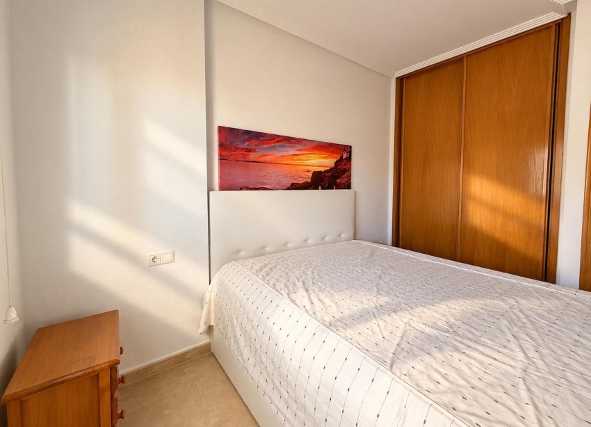 Reventa - Apartamento / Dúplex - Torrevieja - Torreblanca