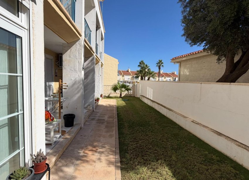 Reventa - Apartamento / Dúplex - Torrevieja - Torreblanca