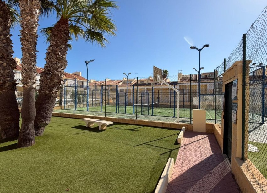 Reventa - Apartamento / Dúplex - Torrevieja - Torreblanca
