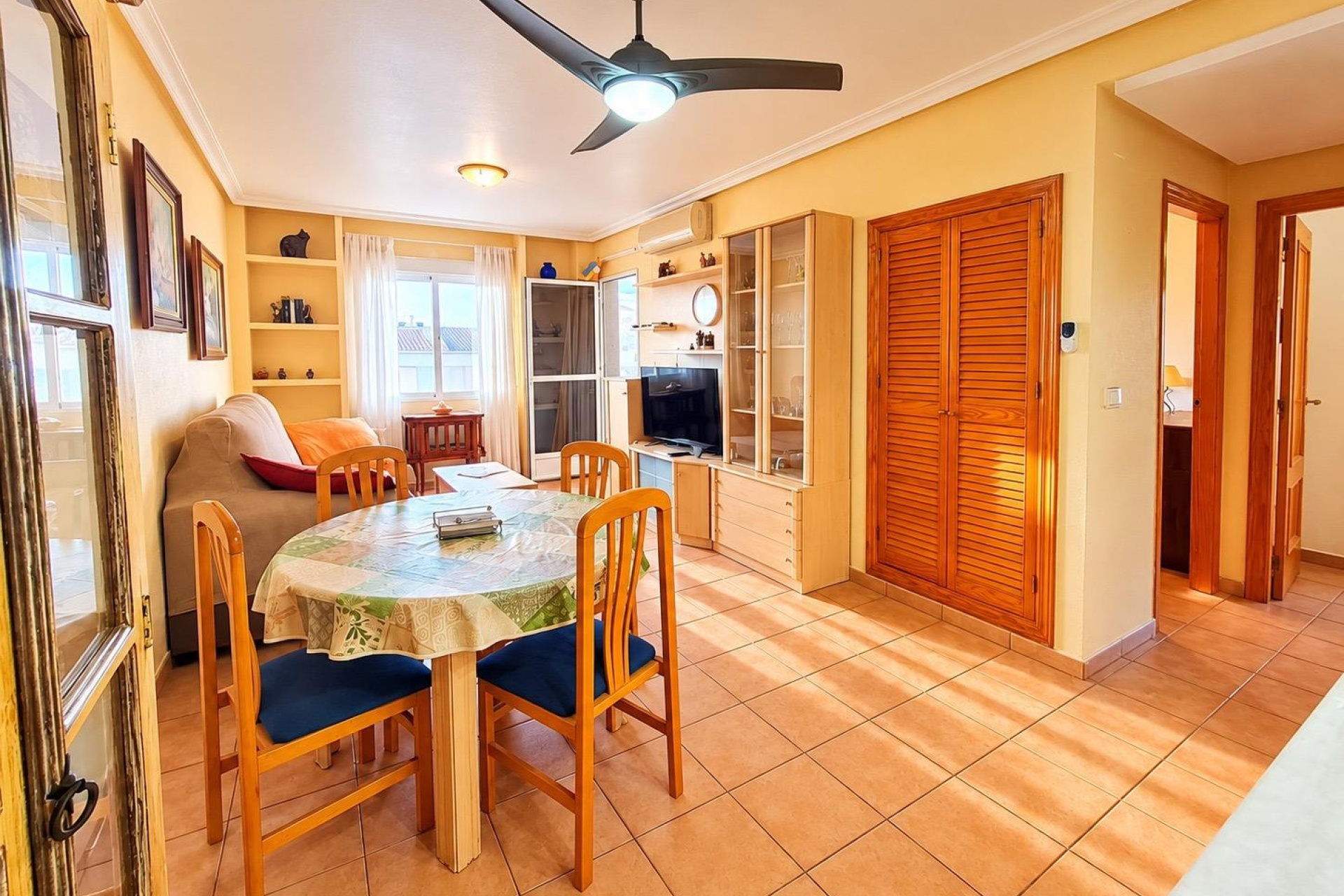 Reventa - Apartamento / Dúplex - Torrevieja - Torreblanca