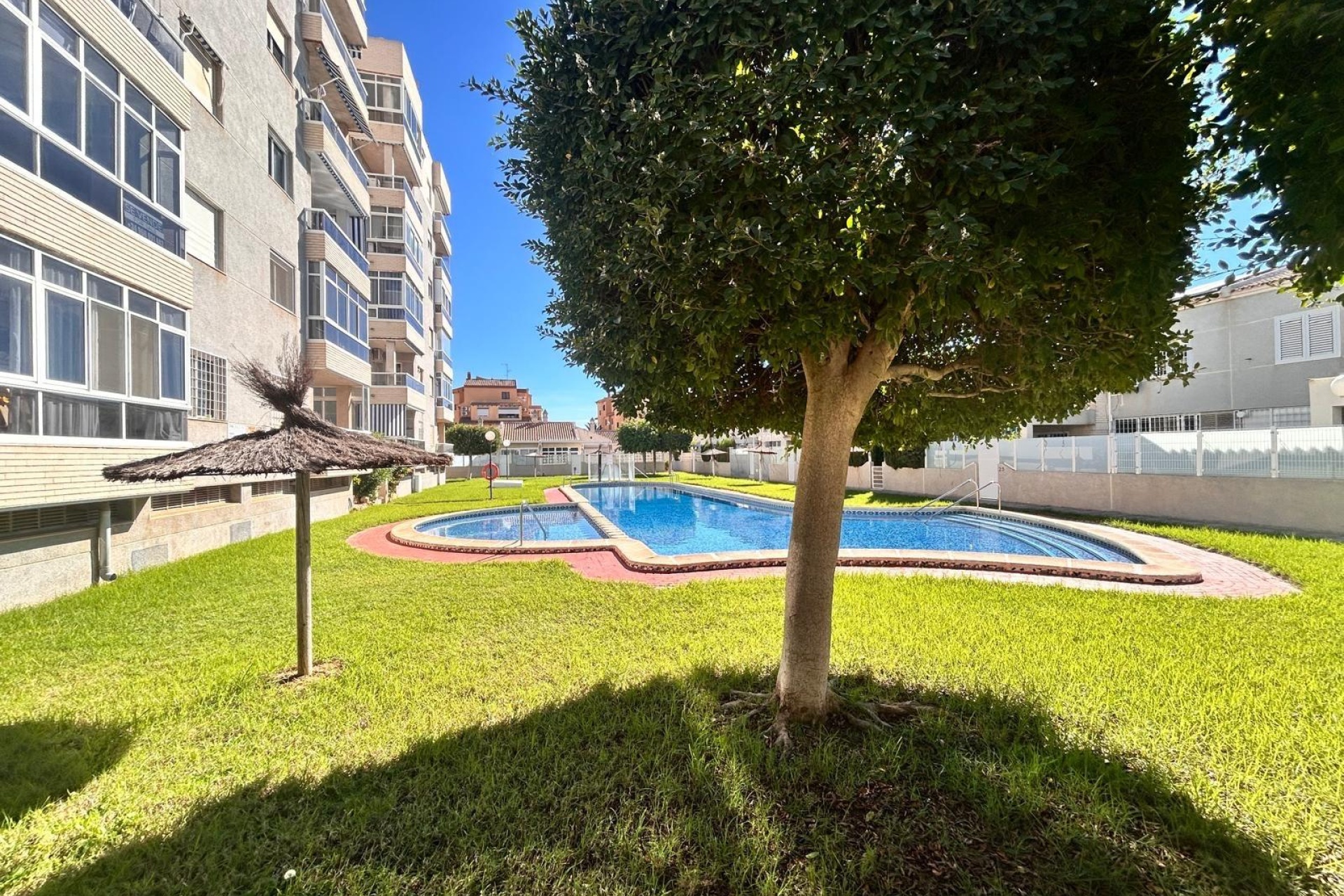Reventa - Apartamento / Dúplex - Torrevieja - Torreblanca