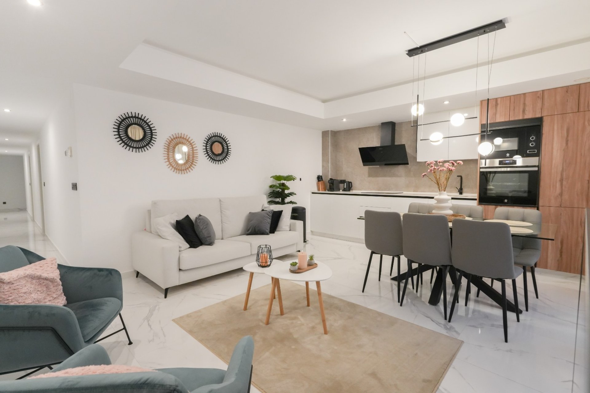 Reventa - Apartamento / Dúplex - Torrevieja