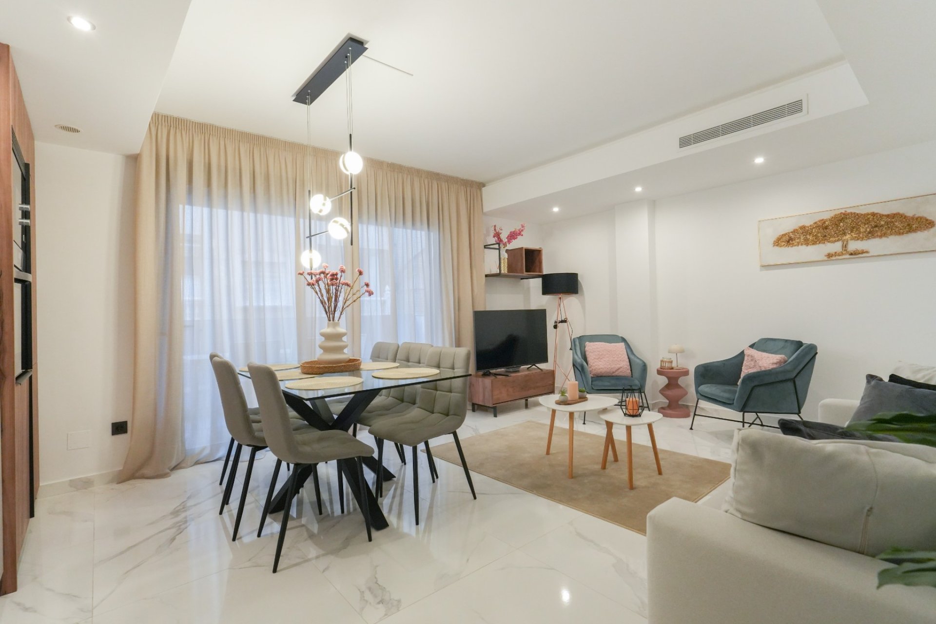 Reventa - Apartamento / Dúplex - Torrevieja