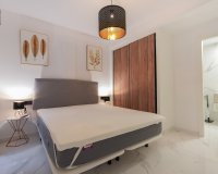 Reventa - Apartamento / Dúplex - Torrevieja