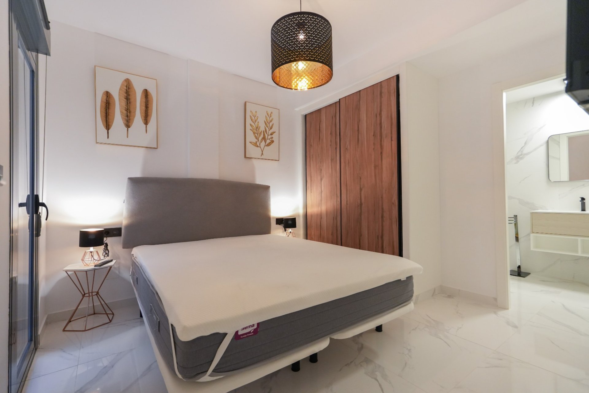 Reventa - Apartamento / Dúplex - Torrevieja